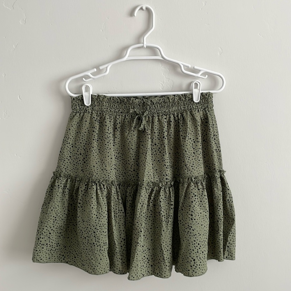 Speckle Ruffle Skirt